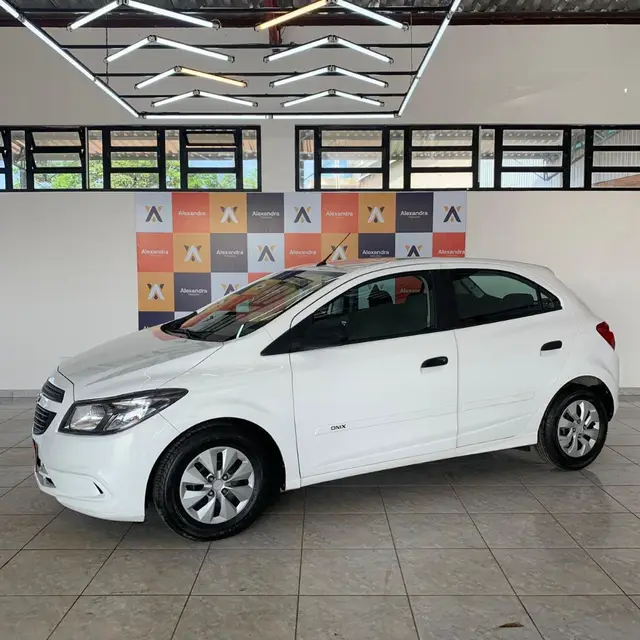 Carro Chevrolet Onix 2019 1.0 Joy SPE/4