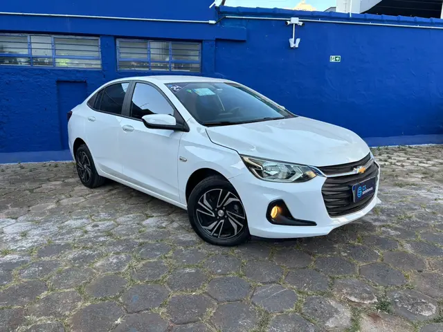 Carro Chevrolet Onix Plus 2024 LT 1.0 Turbo