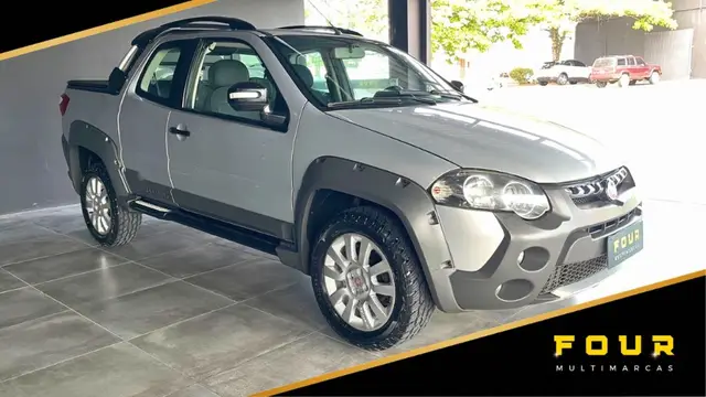 Carro Fiat Strada 2014 Adventure 1.8 16V (Flex) (Cabine Dupla)