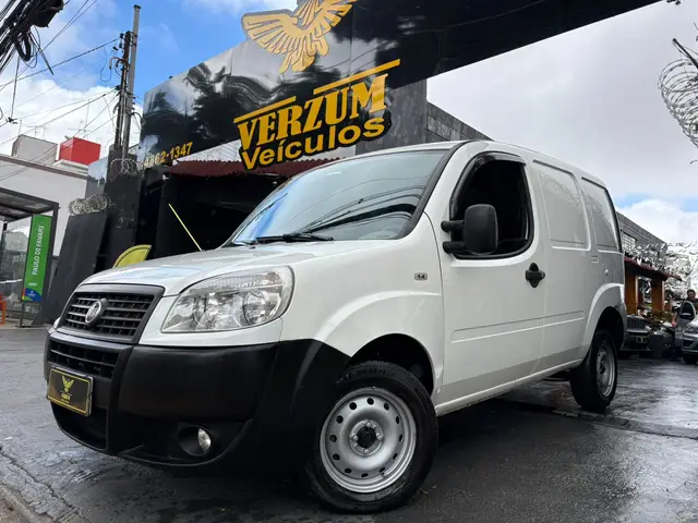Carro Fiat Doblò Cargo 2013 1.4 8V (Flex)