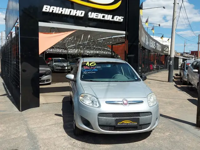 Carro Fiat Palio 2016 Attractive 1.0 Evo (Flex)