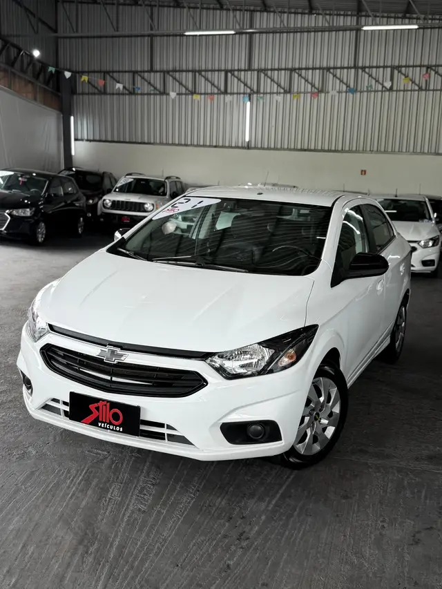 Carro Chevrolet Joy Plus 2021 Plus 1.0 8V Black Edition (Flex)