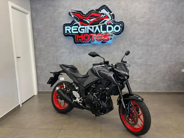 Moto Yamaha MT-03 2025 ABS