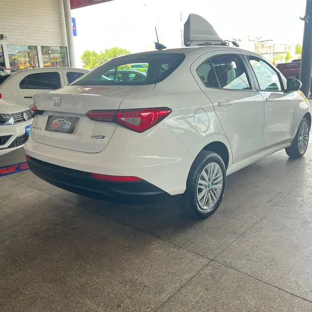 Carro Fiat Cronos 2023 Drive 1.3 (Flex) MT