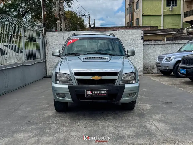Carro Chevrolet S10 Cabine Dupla 2011 S10 Executive 4x2 2.4 (Flex) (Cab Dupla)