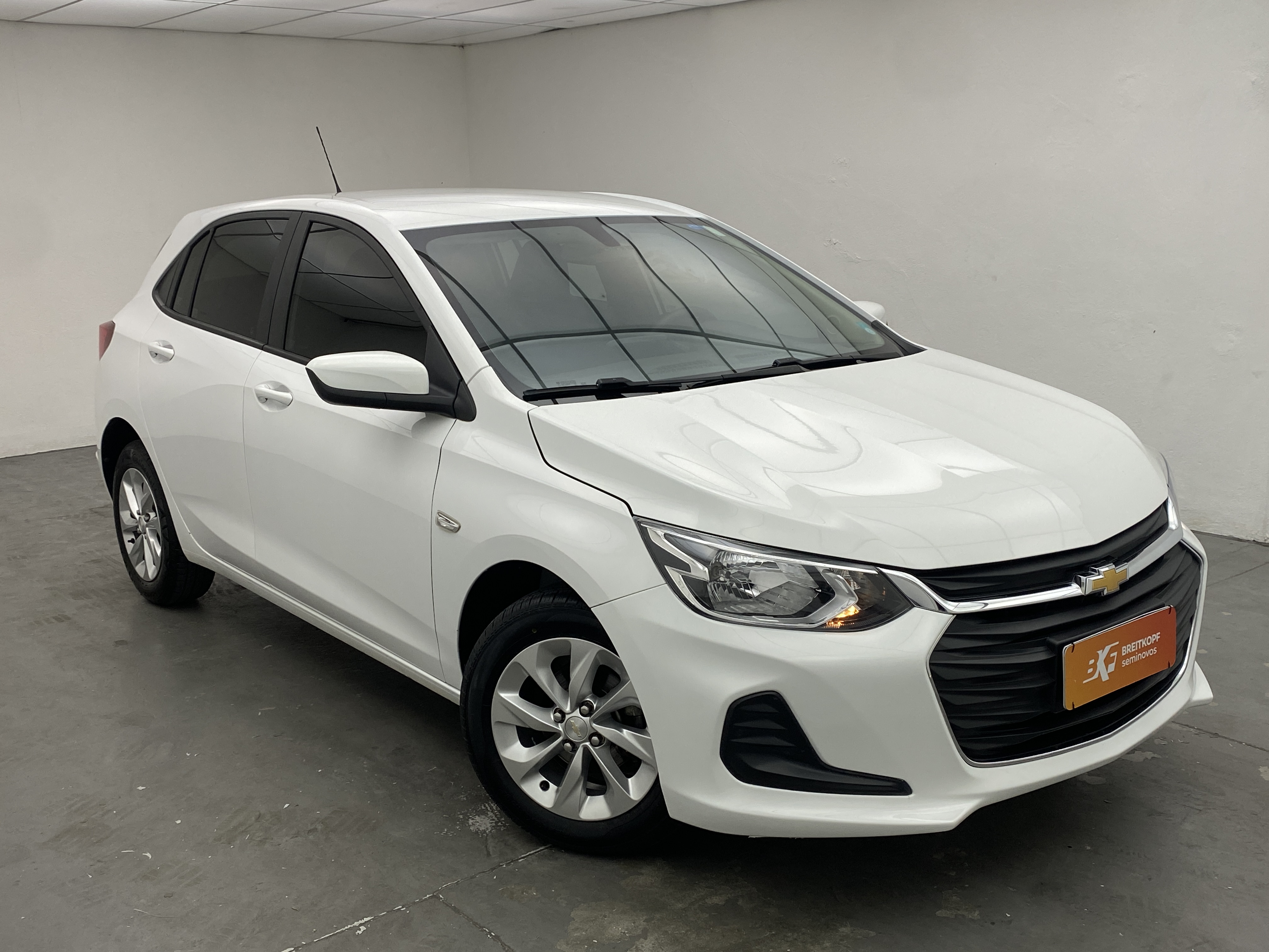 gm - chevrolet onix lt 1.0 ii (flex)