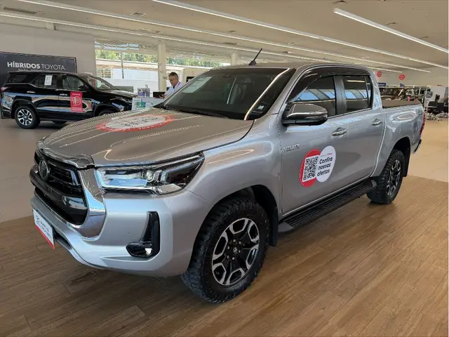 Carro Toyota Hilux Cabine Dupla 2022 SRX 2.8 TDI CD 4x4 (Aut)