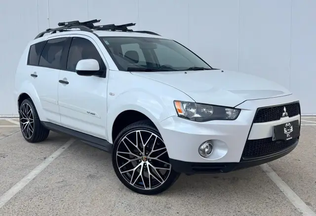 Carro Mitsubishi Outlander 2013 2.0 16V CVT