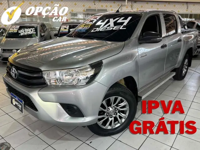 Carro Toyota Hilux Cabine Dupla 2018 Hilux 2.8 TDI STD CD 4x4