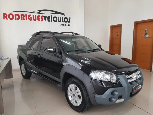 Carro Fiat Strada 2012 Adventure 1.8 16V (Flex) (Cabine Dupla)