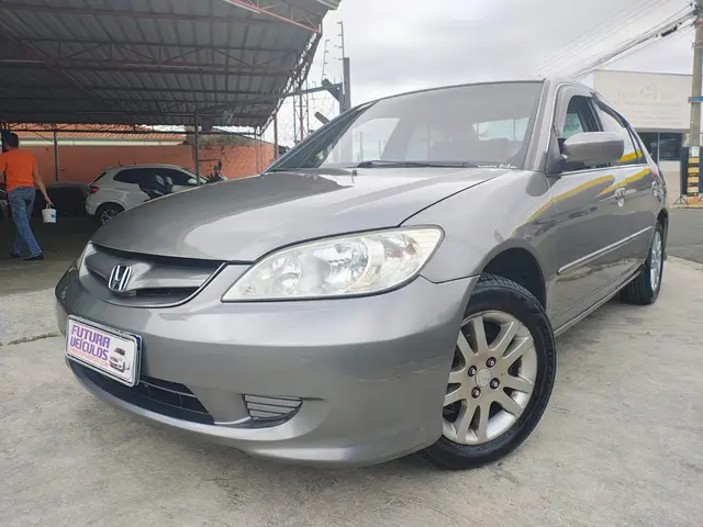 Carro Honda Civic 2006 Sedan LX 1.7 16V (Aut)