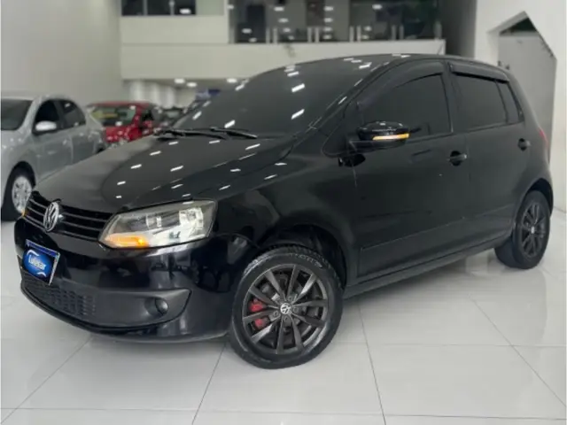 Carro Volkswagen Fox 2014 1.6 VHT (Flex)