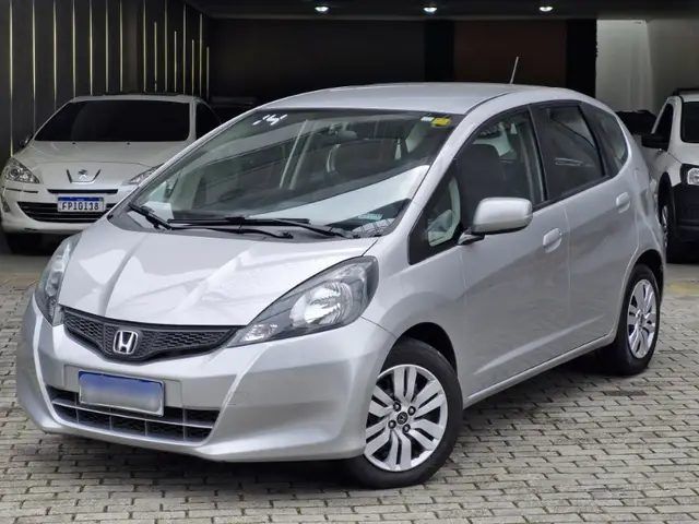 Carro Honda Fit 2014 CX 1.4 16v (Flex)