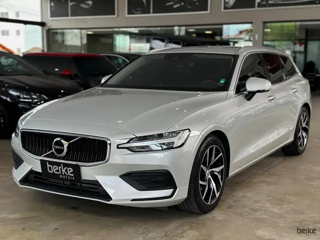 Carro Volvo V60 2019 2.0 T5 Drive-E Momentum