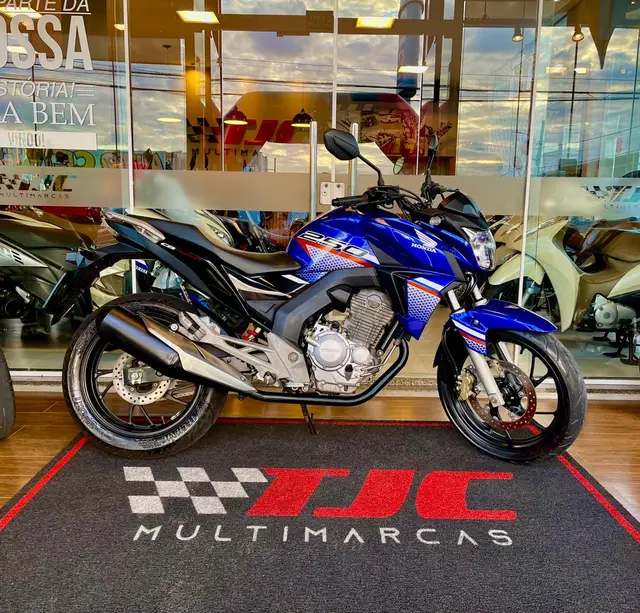 Moto Honda CB 250F Twister 2022 250F (ABS)