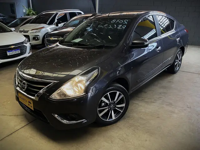 Carro Nissan Versa 2018 1.6 16V Unique CVT (Flex)