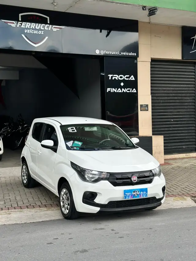 Carro Fiat Mobi 2018 Like 1.0