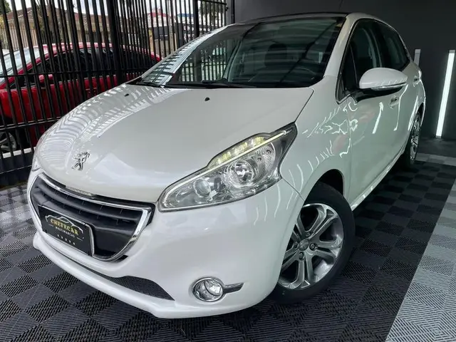 Carro Peugeot 208 2014 Griffe 1.6 16V (Flex) (Aut)