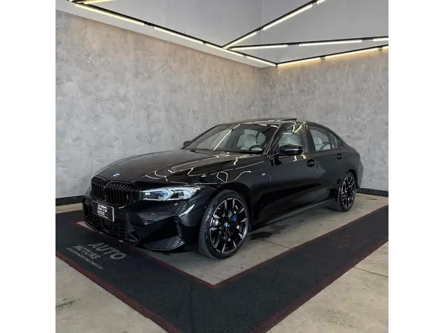 Carro BMW 320i 2025 M Sport 2.0 Turbo (Aut.)