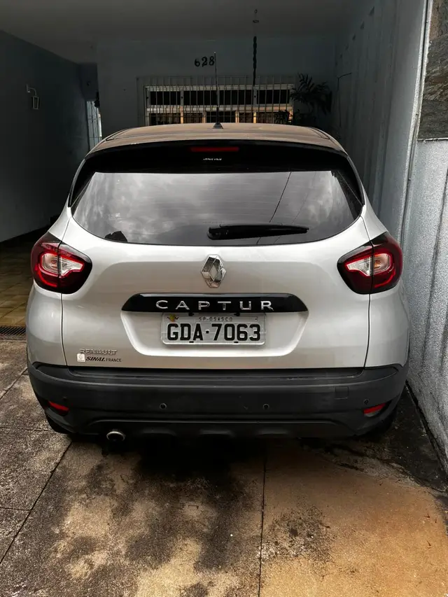 Carro Renault Captur 2019 Life 1.6 16v SCe CVT (Flex)