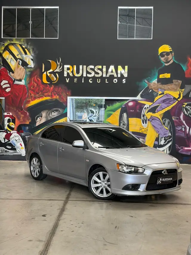 Carro Mitsubishi Lancer 2014 2.0 16V