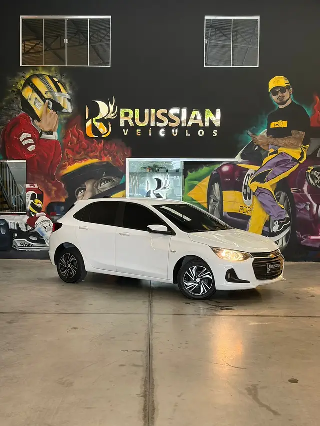 Carro Chevrolet Onix 2023 LTZ 1.0 Turbo (Aut.)