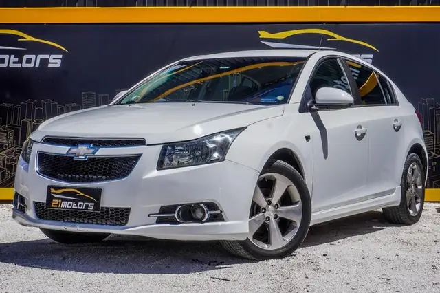 Carro Chevrolet Cruze Sport6 2013 LT 1.8 16V Ecotec (Flex)