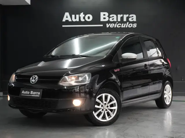 Carro Volkswagen Fox 2014 1.6 VHT Rock in Rio (Flex)