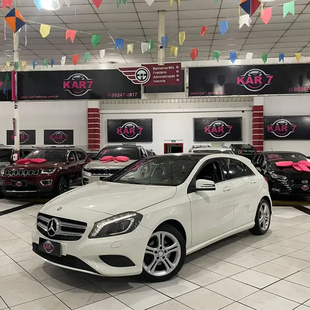 Carro Mercedes-Benz Classe A  2015 200 Style 1.6 DCT Turbo
