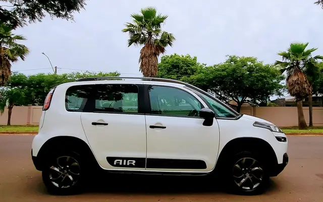 Carro Citroën Aircross 2017 1.6 16V Feel BVA (Flex)