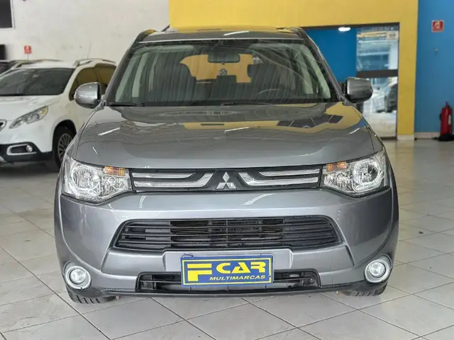 Carro Mitsubishi Outlander 2015 2.0 16V CVT