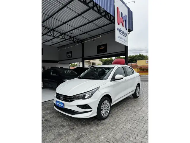 Carro Fiat Cronos 2024 Drive 1.3