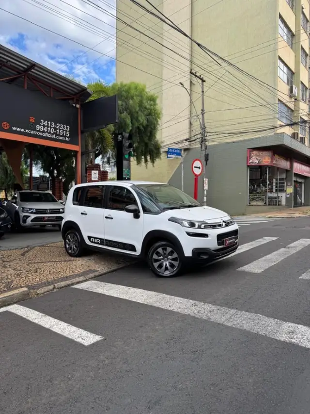Carro Citroën Aircross 2017 1.5 8V Start (Flex)