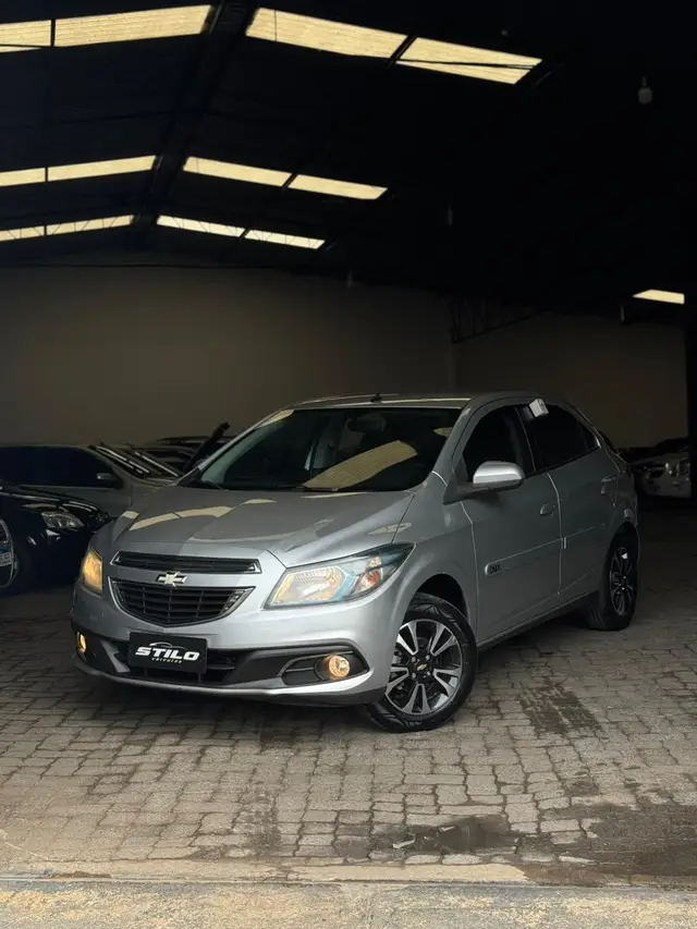 Carro Chevrolet Onix 2014 1.4 LTZ SPE/4 (Aut)