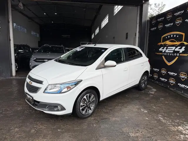 Carro Chevrolet Onix 2014 1.4 LT SPE/4