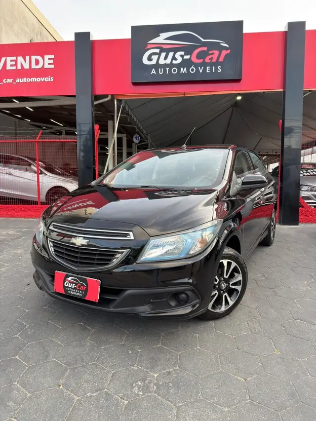 Carro Chevrolet Onix 2013 1.4 LT SPE/4