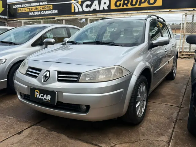 Carro Renault Megane Grand Tour 2013 Mégane Grand Tour Dynamique 1.6 16V (flex)