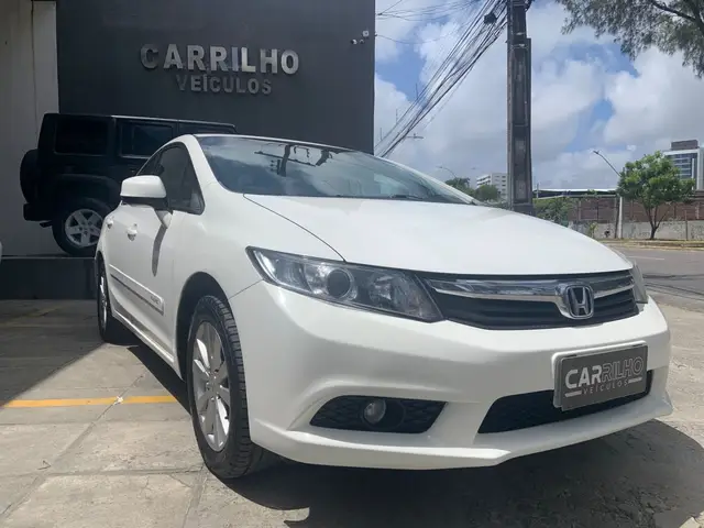 Carro Honda Civic 2015 LXS 1.8 i-VTEC (Flex)