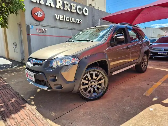 Carro Fiat Palio Weekend 2015 Adventure Locker 1.8 8V (Flex)