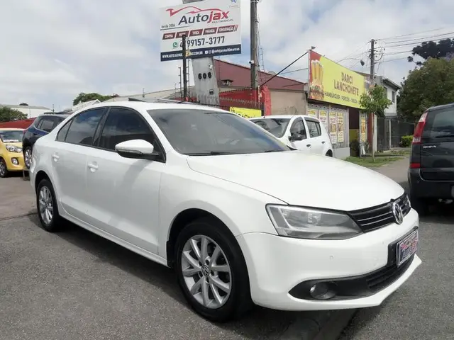 Carro Volkswagen Jetta 2013 2.0 Comfortline (Flex)