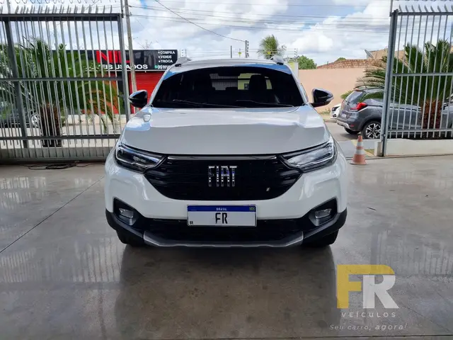 Carro Fiat Strada 2023 Ranch 1.3 Flex 8V CD Aut.