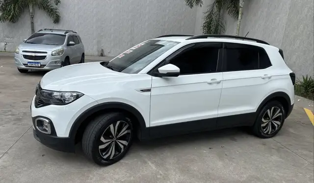 Carro Volkswagen T-Cross 2023 1.0 200 TSI Comfortline (Aut) (Flex)