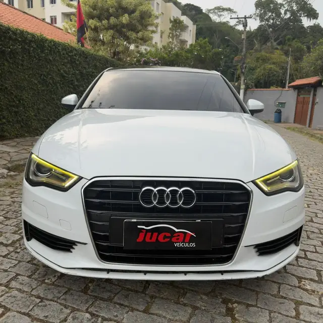 Carro Audi A3 2016 1.4 TFSI Ambiente S Tronic