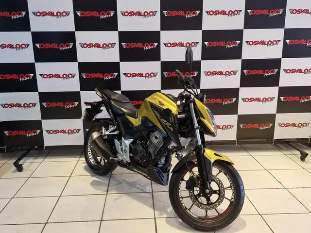 Moto Honda CB 300F Twister 2023 (ABS)