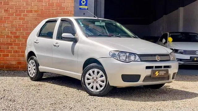 Carro Fiat Palio 2005 ELX 1.3 8V (Flex)