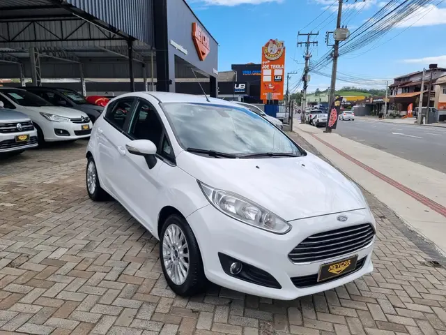Carro Ford New Fiesta Hatch 2016 New Fiesta Titanium 1.6 16V PowerShift