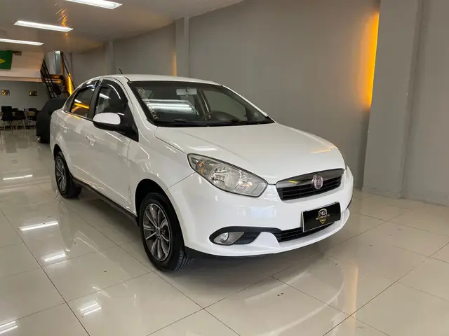 Carro Fiat Grand Siena 2014 Evo Attractive 1.4 8V (Flex)