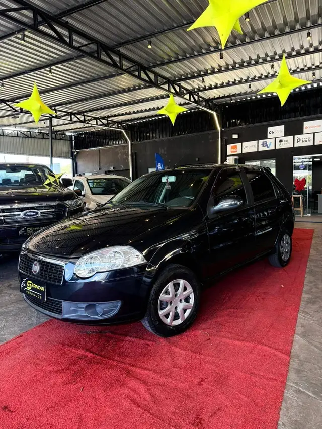 Carro Fiat Palio 2011 Attractive 1.4 8V (Flex)