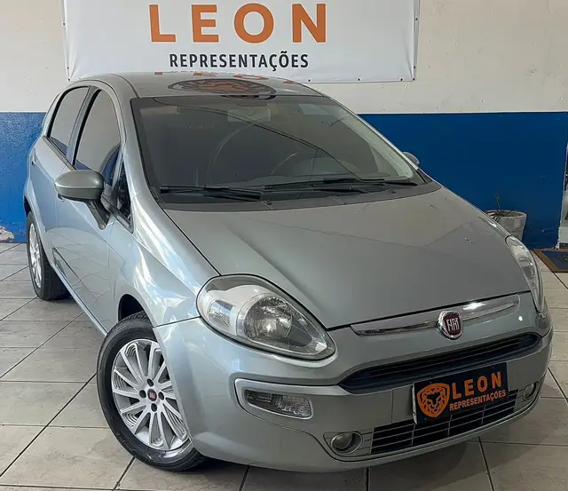 Carro Fiat Punto 2017 Essence 1.6 16V Dualogic (Flex)