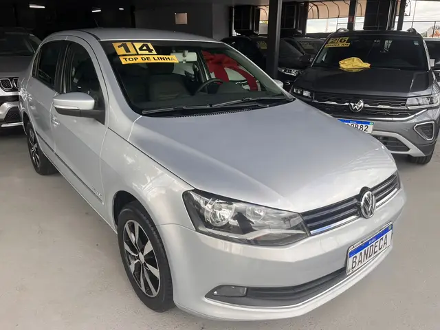 Carro Volkswagen Voyage 2014 1.6 VHT Highline I-Motion (Aut) (Flex)